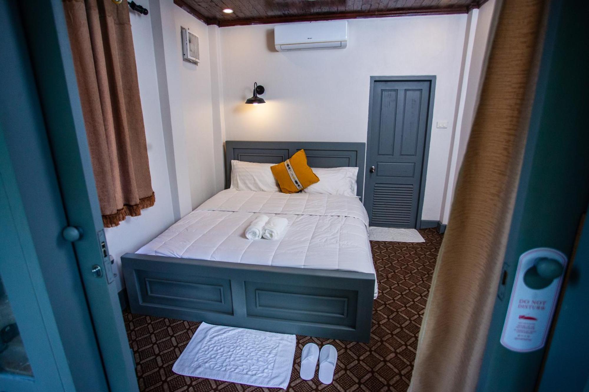 Dokchampa River View Villa Nongkhiaw 外观 照片